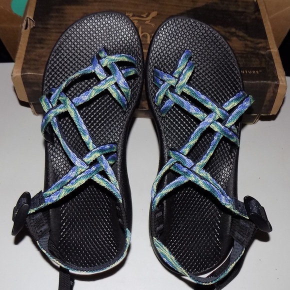 chacos aurora